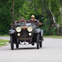 昔はあんなに安かったのに！現在高級車になってしまった旧車達とは？