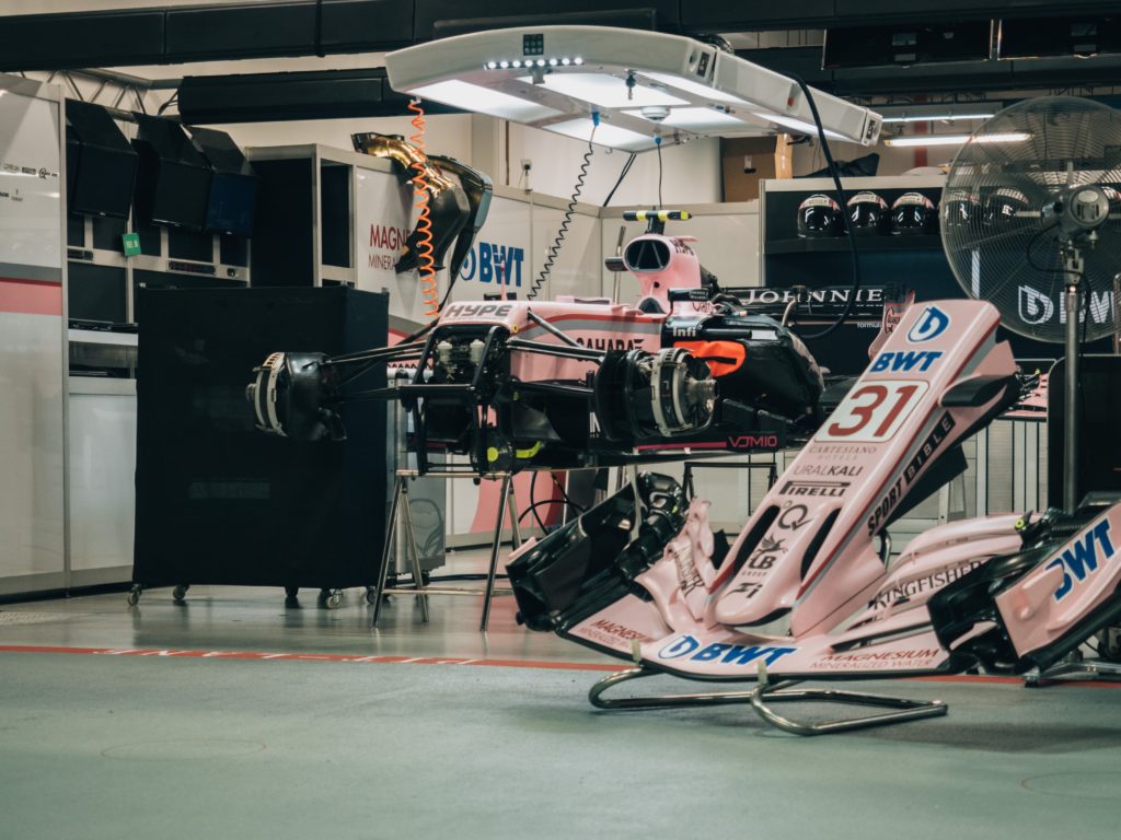 車は走る実験室