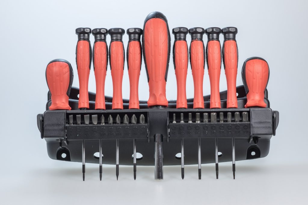 プラスドライバーは正しく使おう