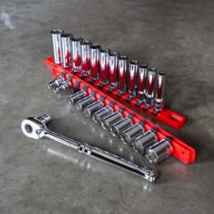 ソケットレンチとはどんな工具？使い方や種類まとめ！