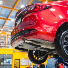 車検が高くなる人の共通点とは？見積もり前に確認すべきポイントと費用を抑える方法！