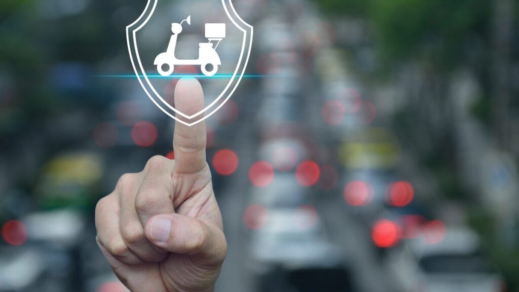 自動車保険は毎年変えるべき？見直しの最適タイミングと判断基準