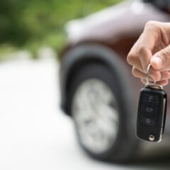 セカンドカーは必要？維持費と軽自動車の選び方を解説！