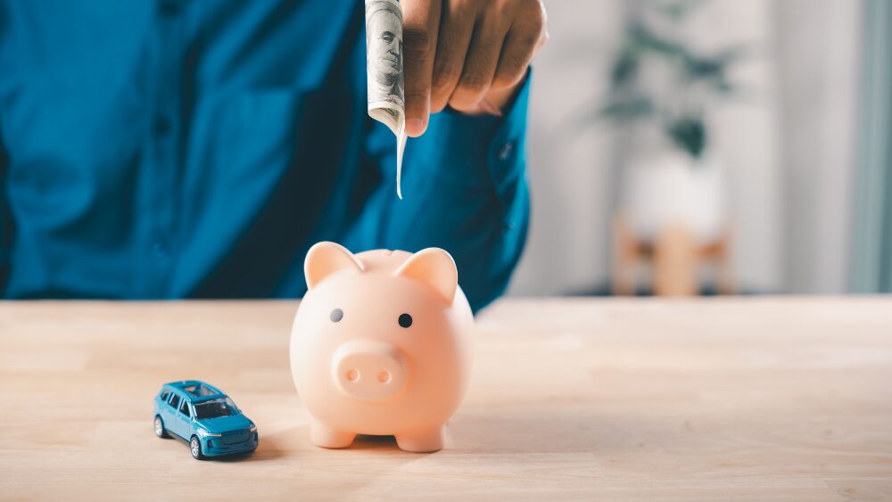 車で生活が苦しくなる人の共通点とは?維持費・ローンの見直し方