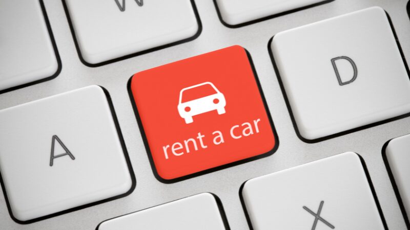 セカンドカーは必要？維持費と軽自動車の選び方を解説！