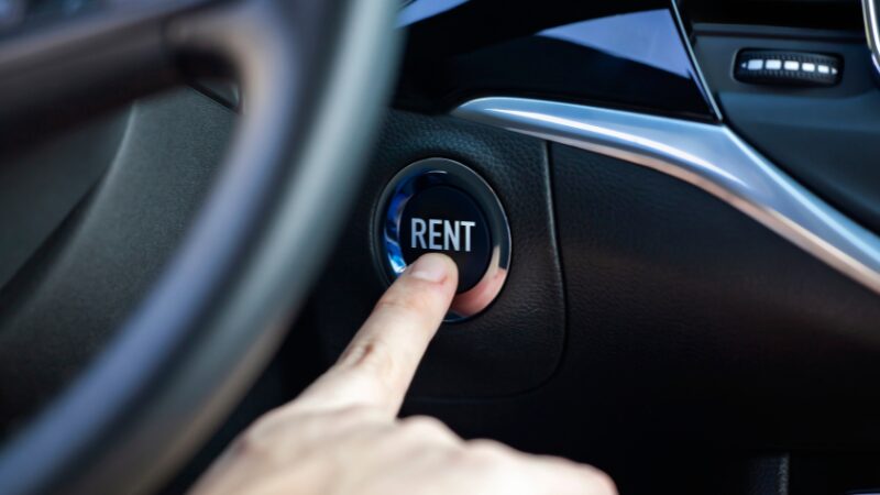 セカンドカーは必要？維持費と軽自動車の選び方を解説！