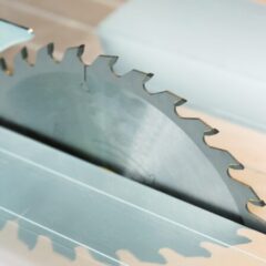 丸ノコの使い方｜安全に作業するための基本・注意点・キックバック対策を徹底解説