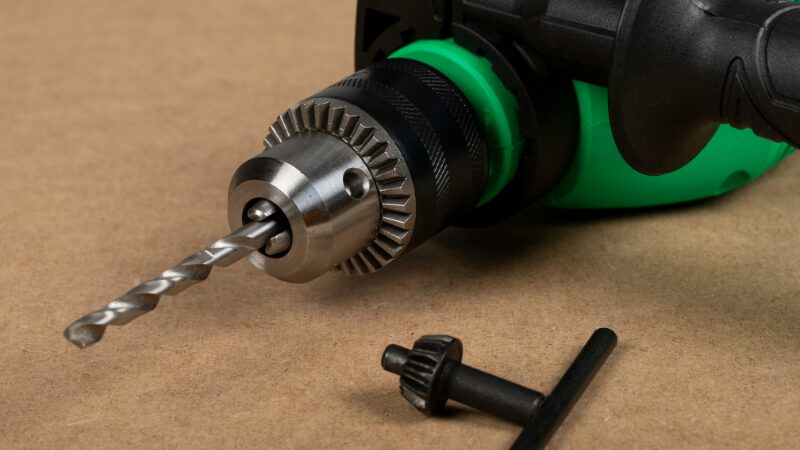 電動ドリルと振動ドリルの違いとは？初心者が失敗しないための徹底解説