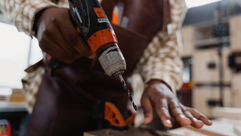 電動ドリルでできること10選｜DIY初心者でも簡単