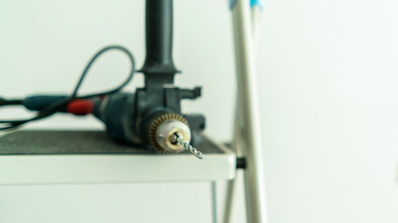 電動ドリルと振動ドリルの違いとは？初心者が失敗しないための徹底解説