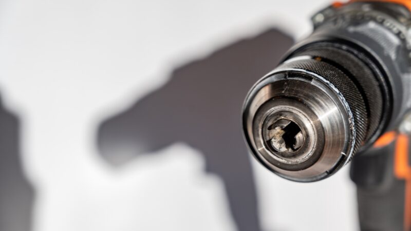 インパクトドライバーの使い方｜初心者でも失敗しない基本とコツ