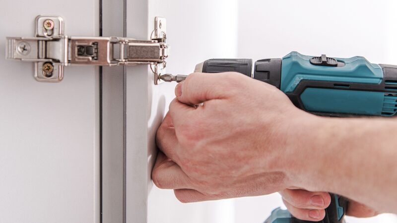 インパクトドライバーの使い方｜初心者でも失敗しない基本とコツ