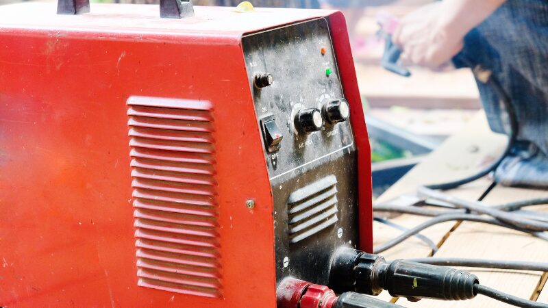 溶接機の使い方｜初心者でもできる基本手順を徹底解説